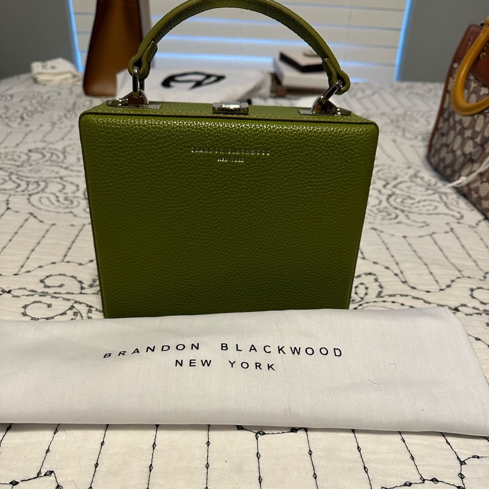 Brandon Blackwood Kendrick Trunk bag 😍😍😍